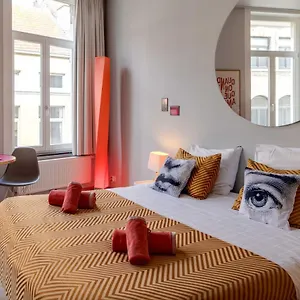 https://belle-de-nuit.ostend-hotel.net